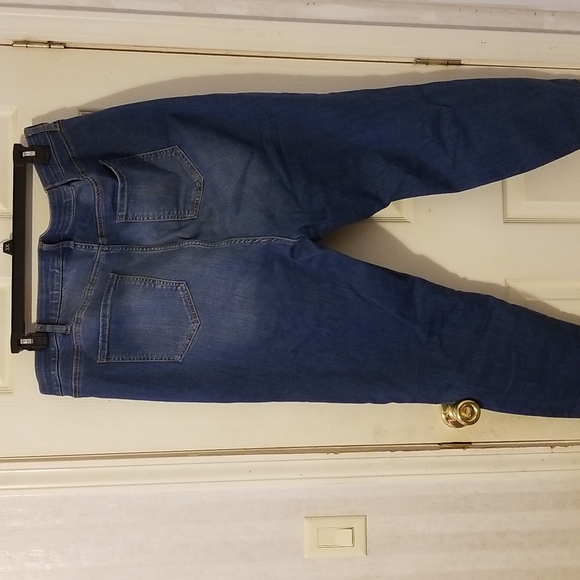 ❤❤Host Pick!! Torrid Jeans - Picture 2 of 7